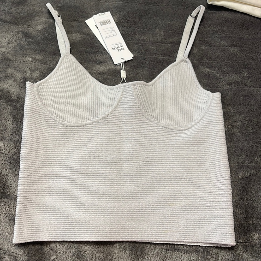 Brand new 525 light grayish purple tank
